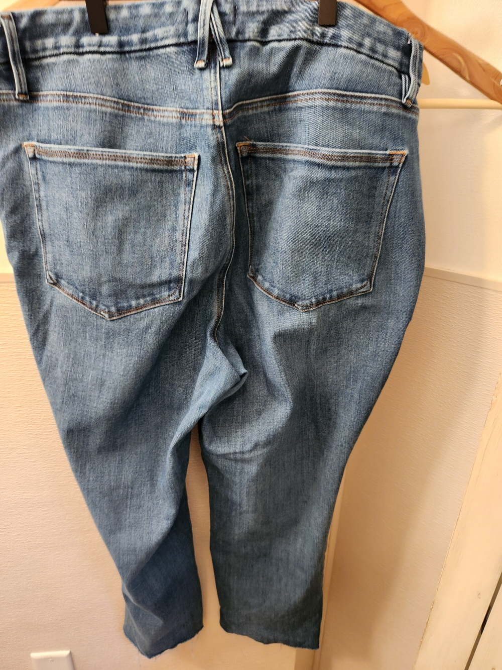 Good American Good Legs Straight - Picture 5 of 6